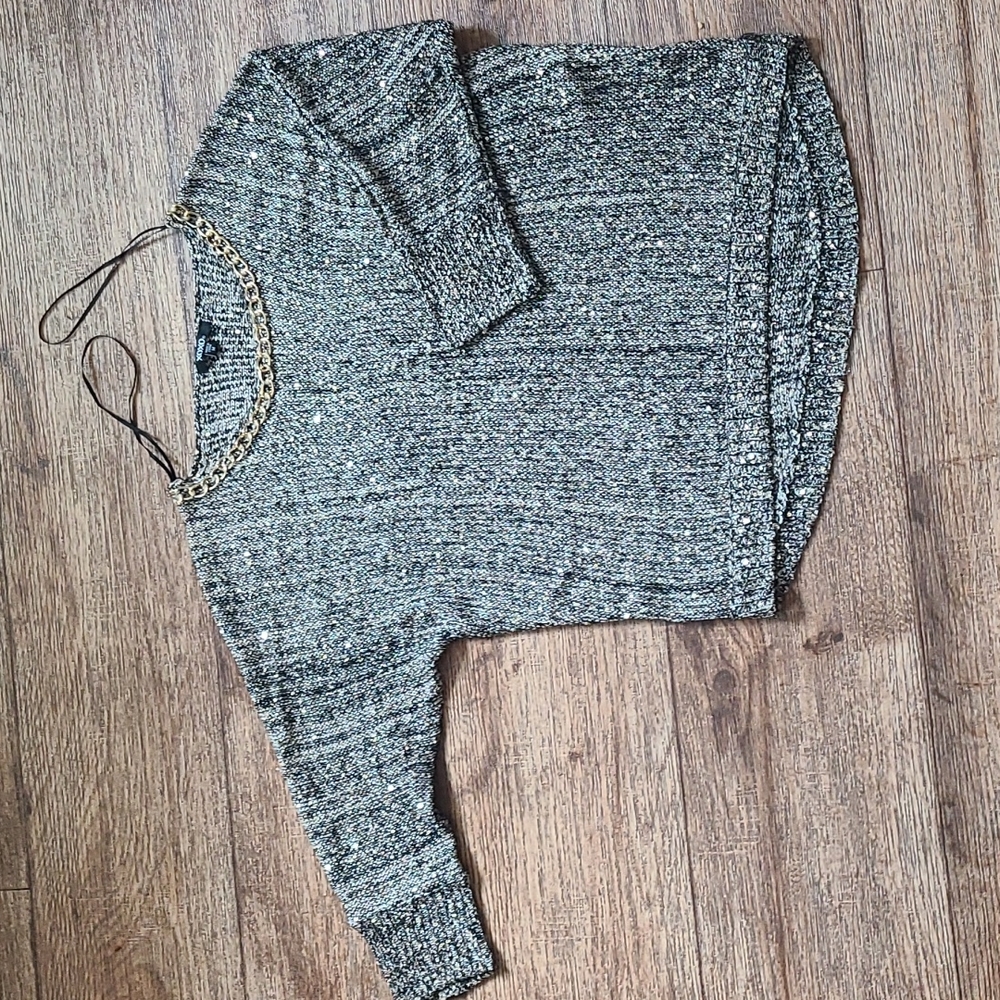 Xoxo chain detail sequin pullover sweater size medium